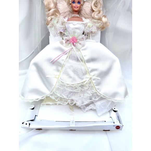 Barbie Dream Bride 1991 #1623 Vintage Satin Lace Wedding Dress Outfit - Picture 4 of 11